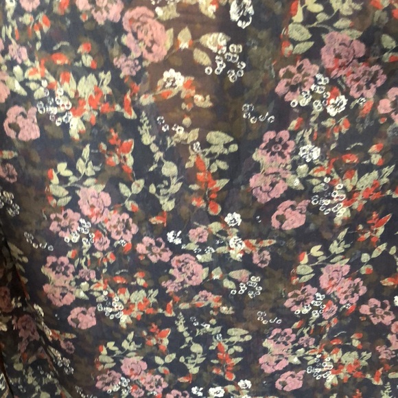 Blouse - Picture 7 of 8